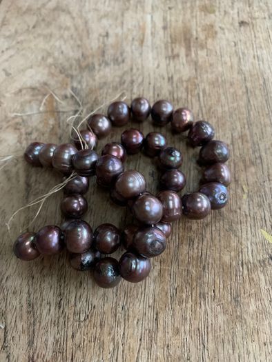 Gemstone beads