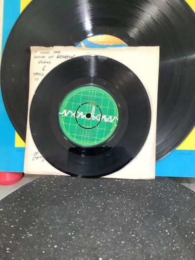 Elvis Costello vinyl Lp