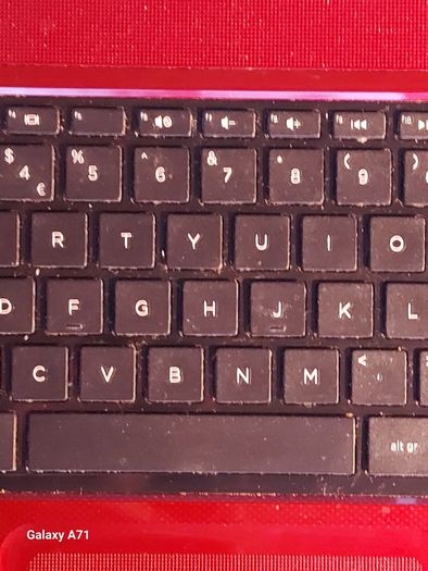 HP Pavillion 15.6 inch Laptop, Red, 4GB Ram, 128GB SSD, AMD A4-5000 APU with Radeon(TM) HD Graphics 1.5Ghz, Windows 10, Microsoft Edge, Chrome and VLC