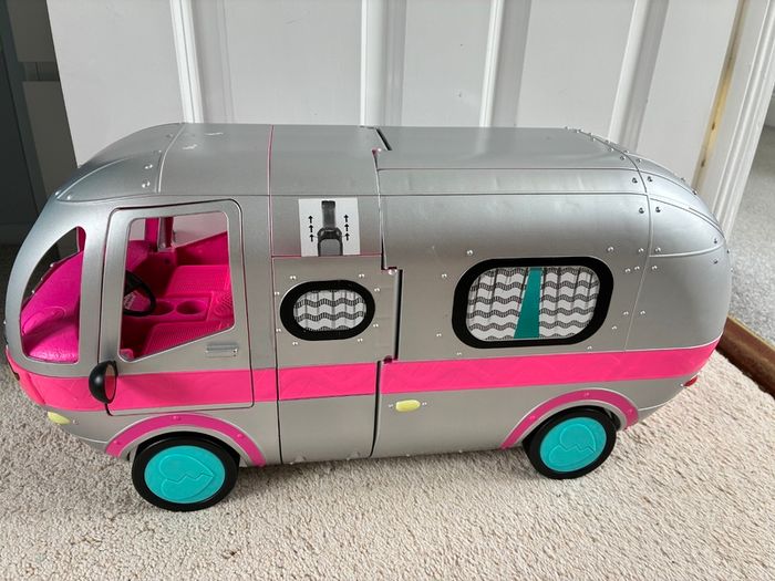 LOL Surprise Camper Van