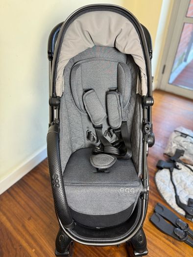 New condition Egg2 double or single pram