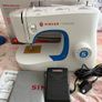 singer sewing machine Image 2