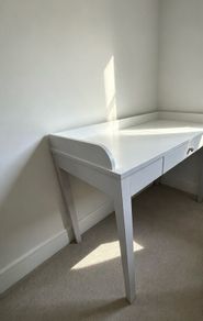 Make up Table & Chair