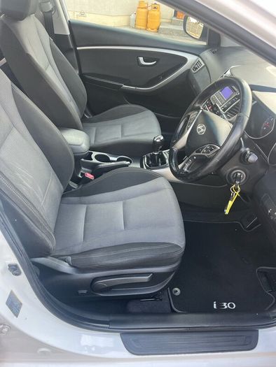 2015 Hyundai i30 1.4 petrol