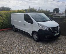 2017 Nissan NV300