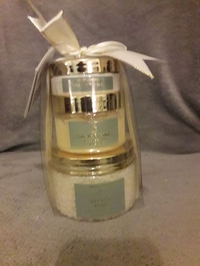 Bath Set includes: (1) Crystal, (2) Scrub & (3) Body Cream ALL for Only 10.00euro .. Price Dropped