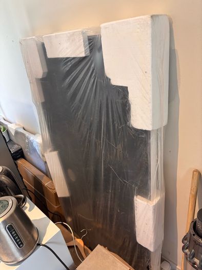 White shower tray 1600x800