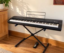Piano Keyboard + Pedal + Stand
