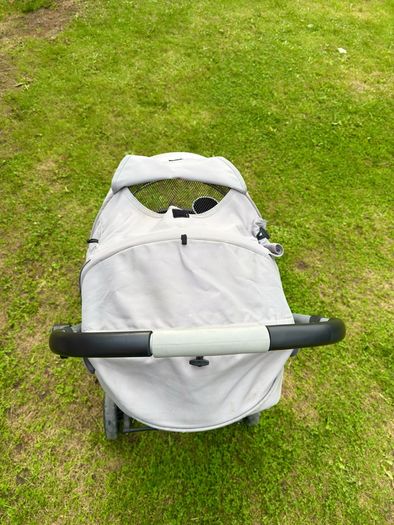 Baby stroller and pram