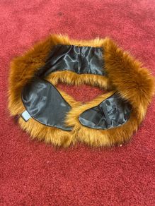 neck scarf fluffy
