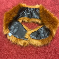 neck scarf fluffy