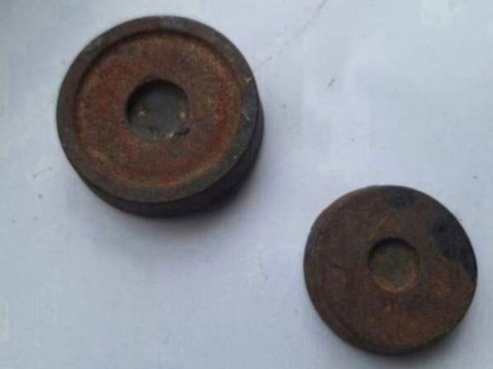 Vintage Weights