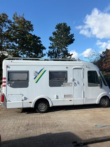 Camper