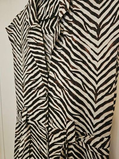 Brown cream zebra print shirt dress size 10-12 (viscose)