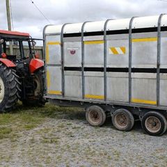 Cattle trailer
