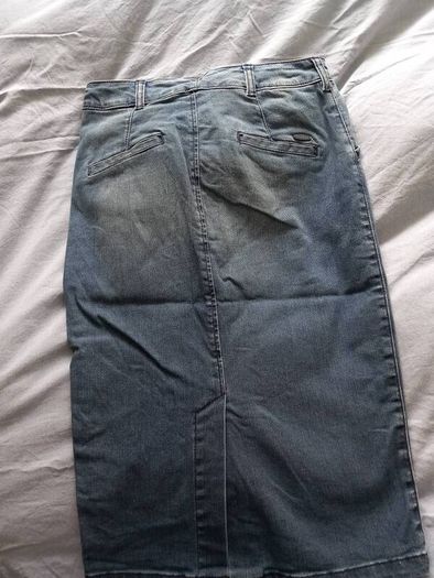 Sisley denim pencil skirt