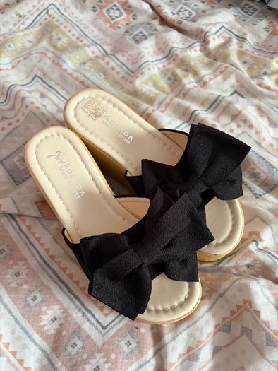 wedge heels