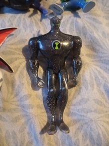 Ben 10 Bandai figures