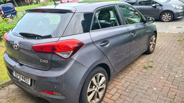 Hyundai i20