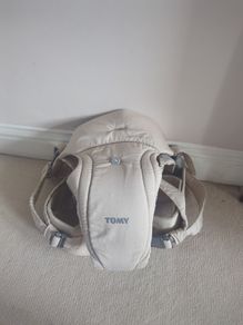 Tomy Freestyle Classic Baby Carrier
