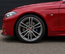 BMW Carbon Fibre Centre Caps (Red) Free Post