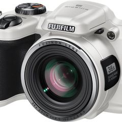 FujiFilm FinePix S8650 16MP 36x Zoom SLR Style Bridge Camera White (Takes AA Batteries), Little Use in Original Box