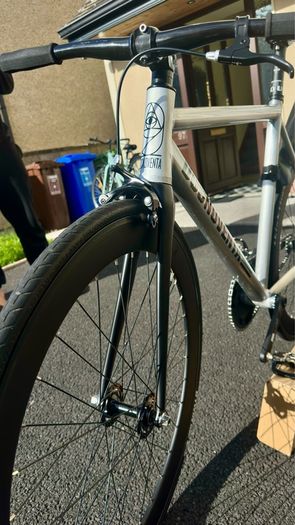 DOSNOVENTA- fixed gear bike