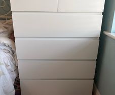 Malm IKEA chest of drawers
