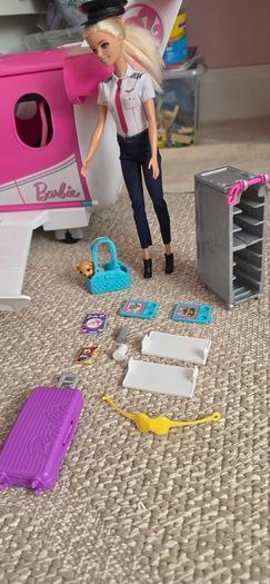 Barbie Dream Plane with Pilot Doll