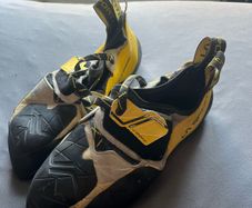 Climbing Shoes - La Sportiva Solutions 43