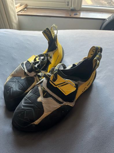 Climbing Shoes - La Sportiva Solutions SIZE 43