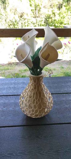 Voronoi style 3D printed decorative vase