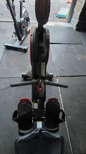 Echelon' bike and rower