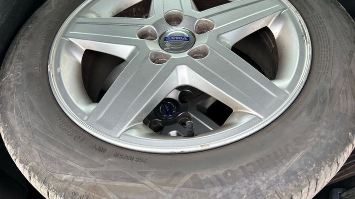 Volvo alloys r16