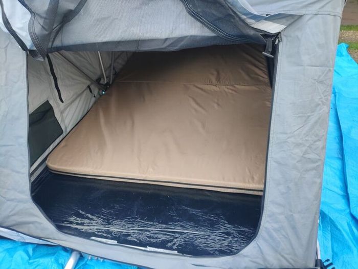 rooftop tent