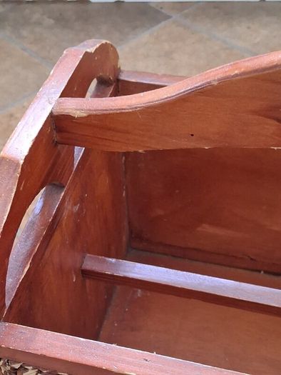 Newspaper/Magazine Rack