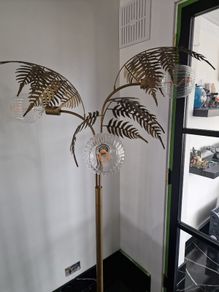 Floor lamp