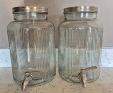 Drink dispenser with jugs