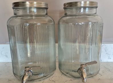 Drink dispenser with jugs