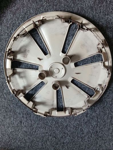 Genuine 16" Volkswagen Wheel Cover Hubcap