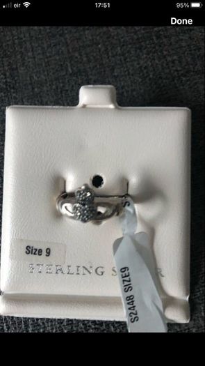 Ladies sliver ring size 9