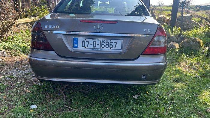 mercedes breaking
