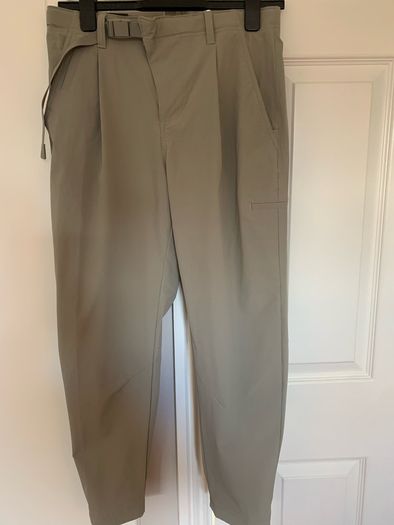 Adidas golf chinos (XS) Brand New