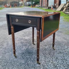 Drop Leaf Table KAS1349