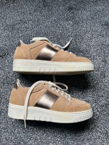 M&S Trainers Size 4