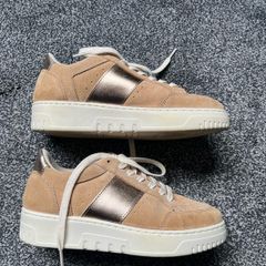 M&S Trainers Size 4