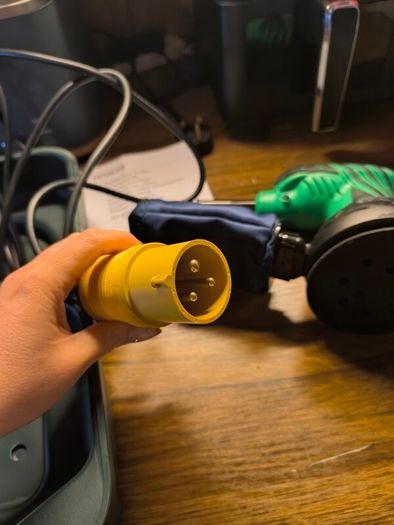 Hitachi Random Orbit Sander