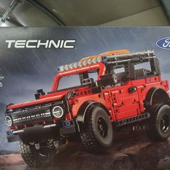 lego Technic ford bronco
