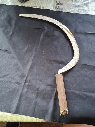 Antique Farm Hand-Forged Sickle or Reaping Hook PRICE IS FOR 1 ONLY Postage available or Collection,