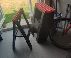 Compact saw horse